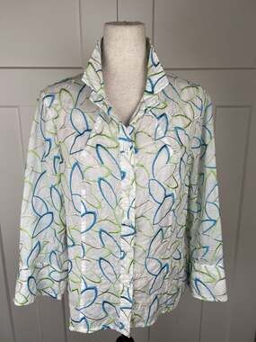 Carlisle 100% Ramie Embroidered Blouse Size 12 White Leaf Button Front Shirt